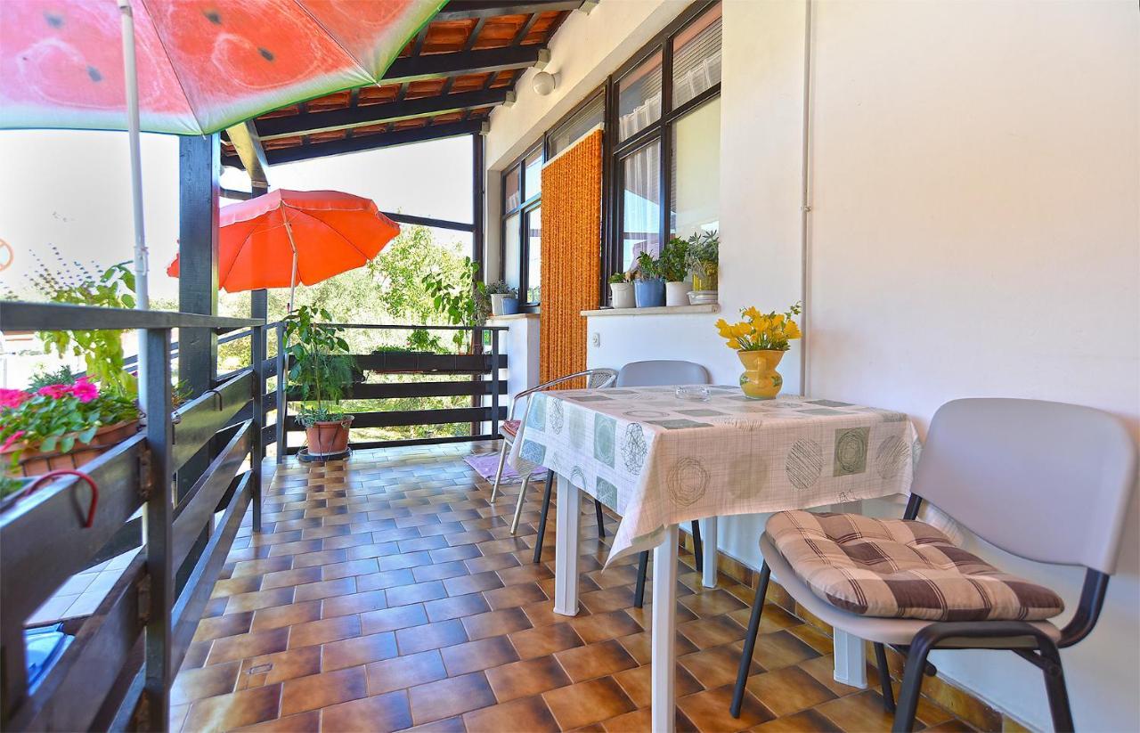 Rooms Veli Vrh 2208 Pula Exterior foto