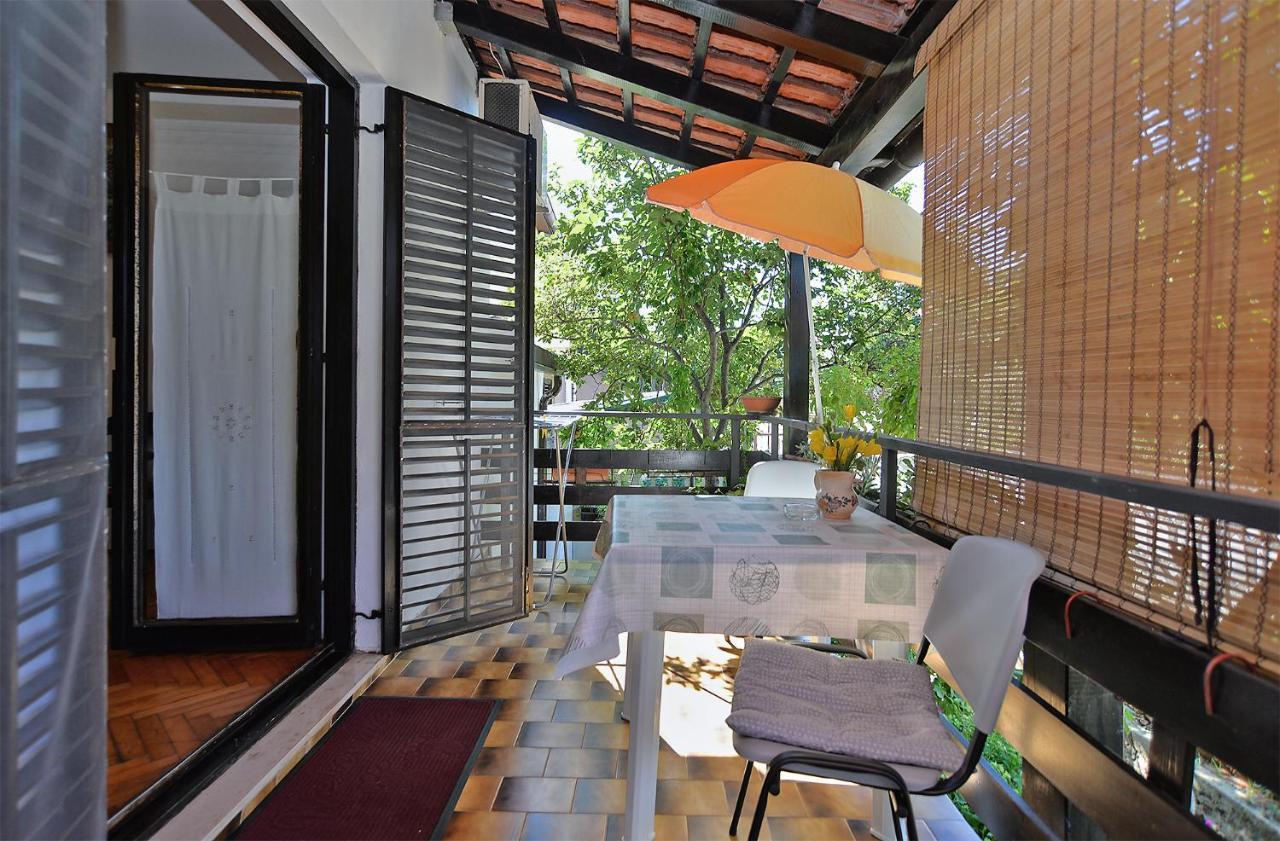 Rooms Veli Vrh 2208 Pula Exterior foto