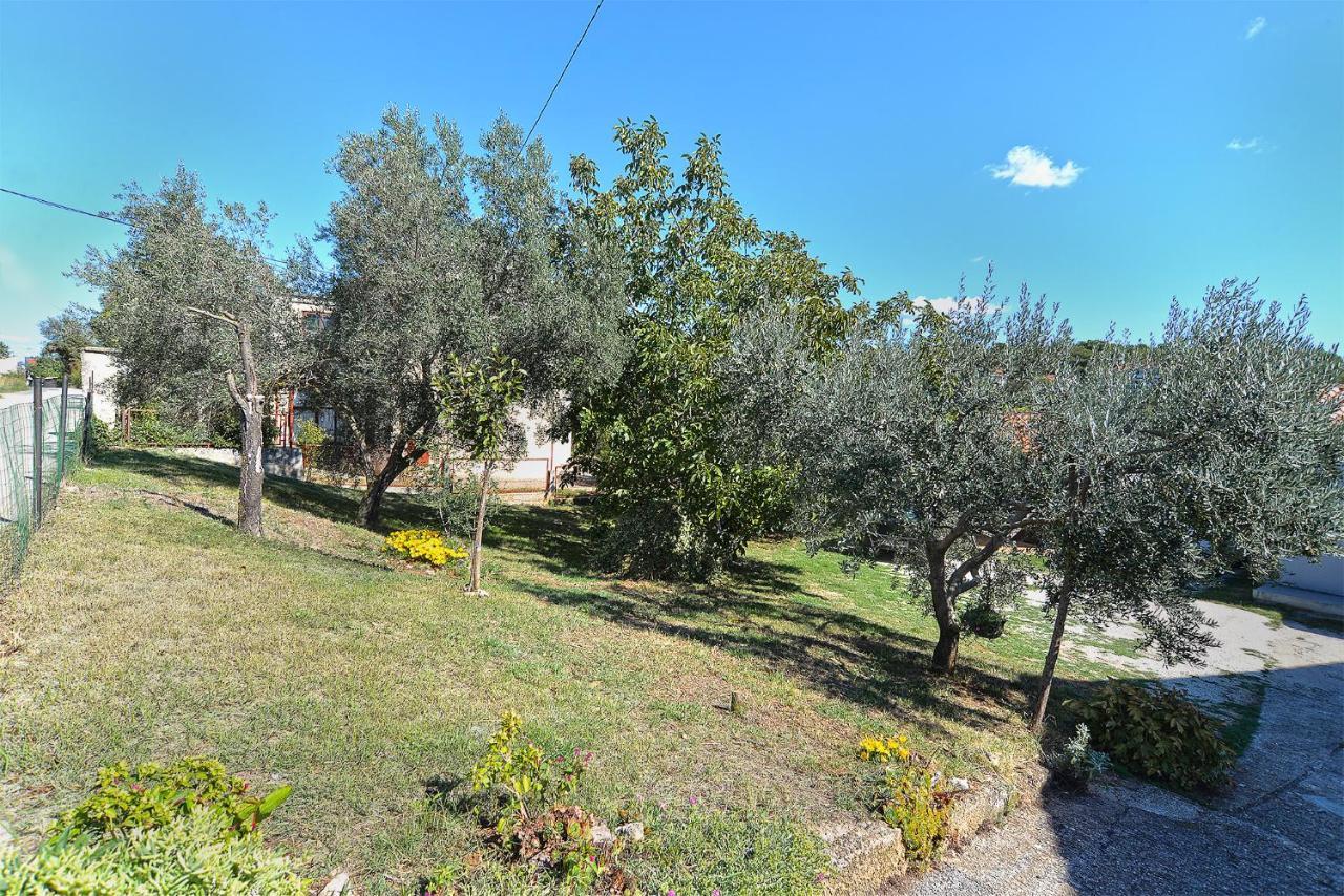 Rooms Veli Vrh 2208 Pula Exterior foto